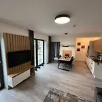 Timo Besen 209 Apartment